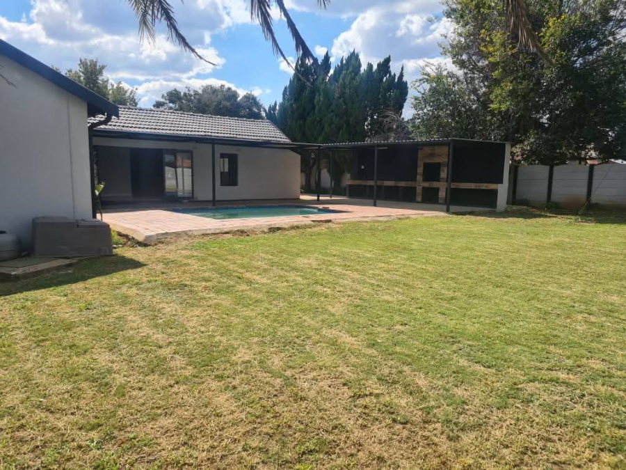 4 Bedroom Property for Sale in Risiville Gauteng