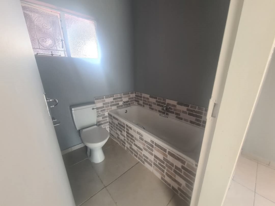 4 Bedroom Property for Sale in Risiville Gauteng