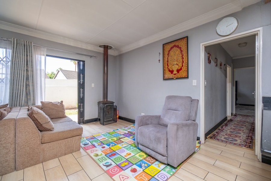 3 Bedroom Property for Sale in Sundowner Gauteng