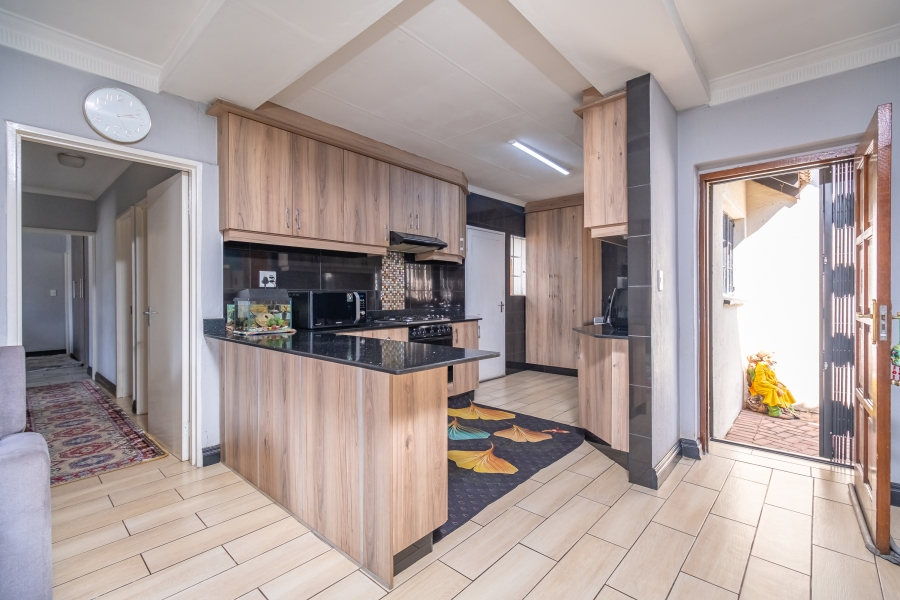 3 Bedroom Property for Sale in Sundowner Gauteng
