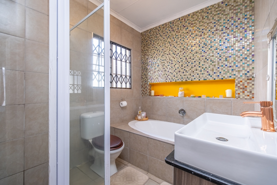 3 Bedroom Property for Sale in Sundowner Gauteng