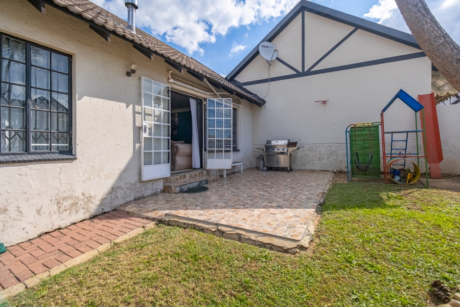 3 Bedroom Property for Sale in Sundowner Gauteng