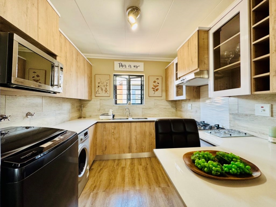 3 Bedroom Property for Sale in Roodepark Eco Estate Gauteng