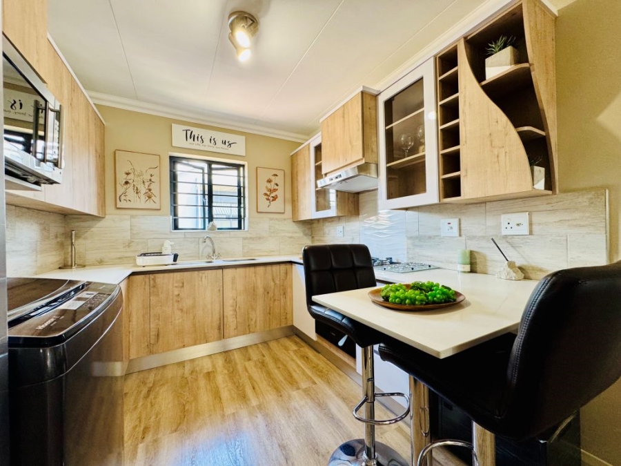 3 Bedroom Property for Sale in Roodepark Eco Estate Gauteng