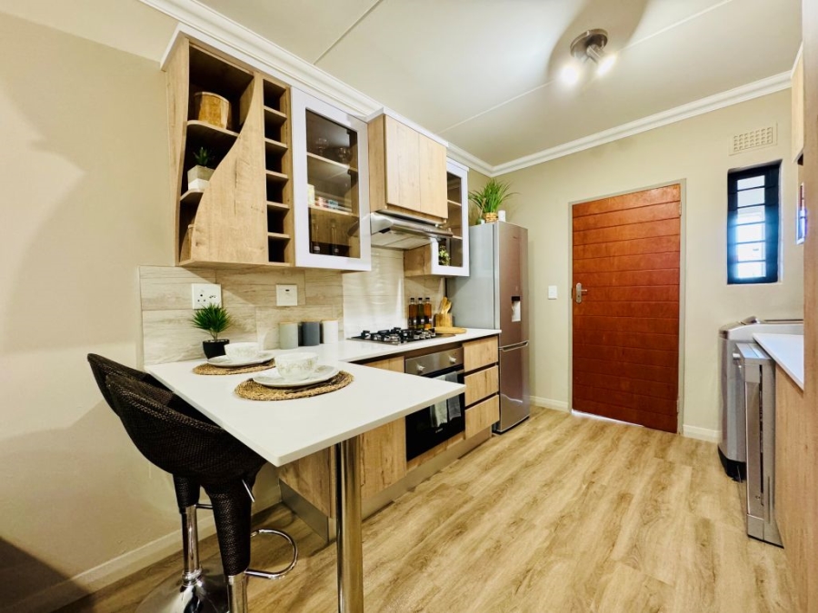 2 Bedroom Property for Sale in Roodepark Eco Estate Gauteng