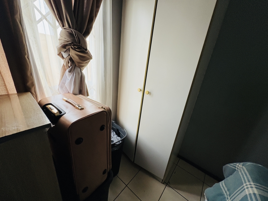 3 Bedroom Property for Sale in Rosslyn Gauteng