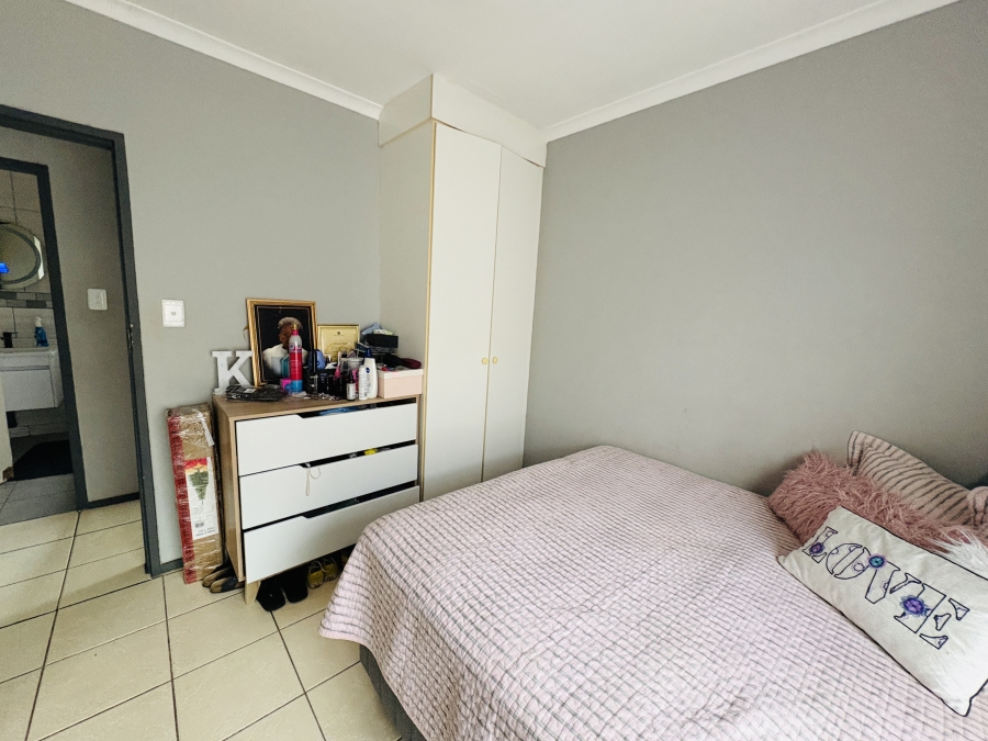 3 Bedroom Property for Sale in Rosslyn Gauteng