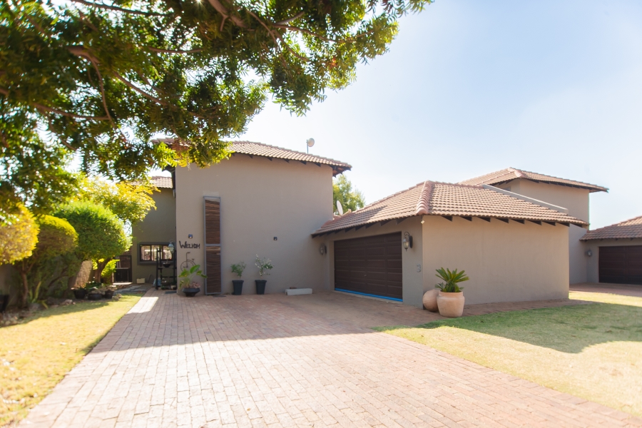3 Bedroom Property for Sale in Sinoville Gauteng