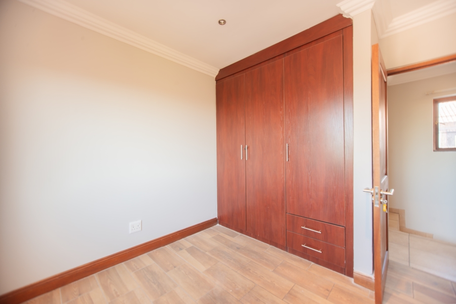 3 Bedroom Property for Sale in Sinoville Gauteng