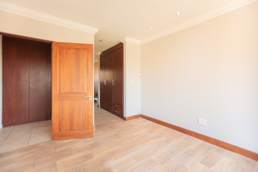 3 Bedroom Property for Sale in Sinoville Gauteng