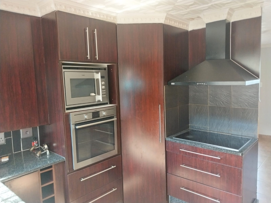 3 Bedroom Property for Sale in Danville Gauteng