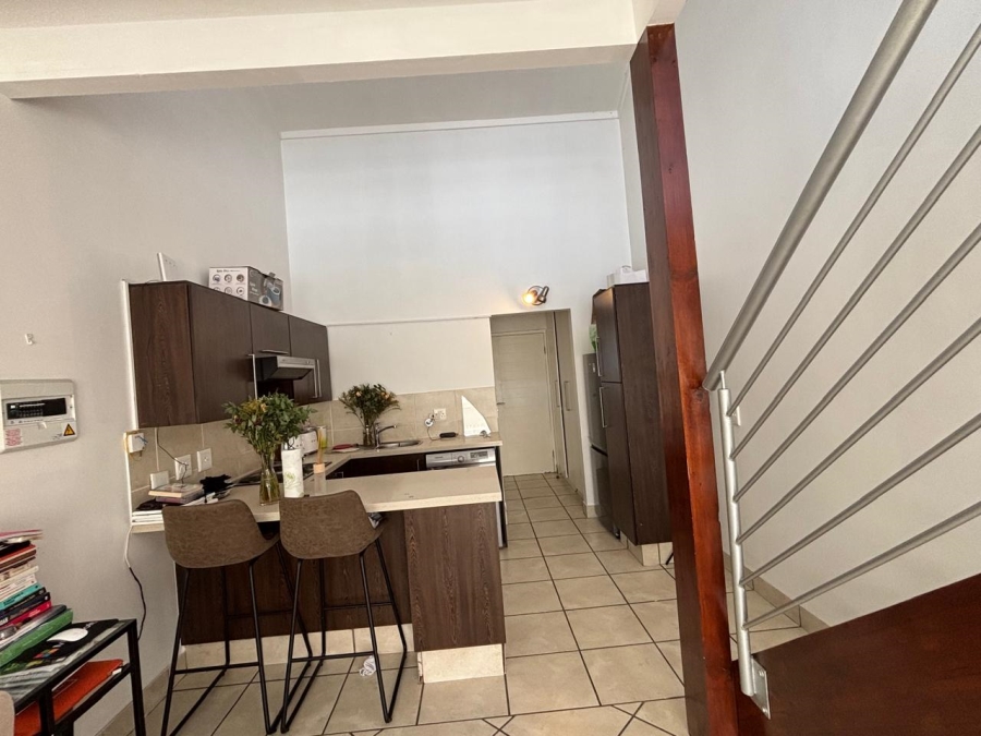 To Let 1 Bedroom Property for Rent in Douglasdale Gauteng