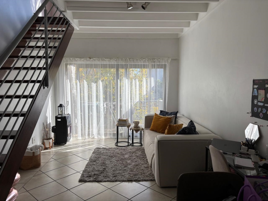 To Let 1 Bedroom Property for Rent in Douglasdale Gauteng