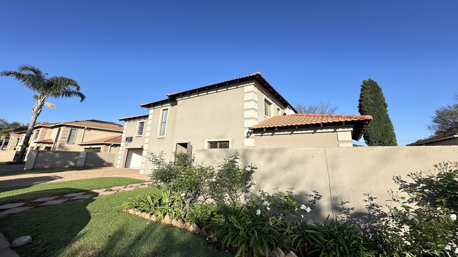 3 Bedroom Property for Sale in Rynfield Gauteng