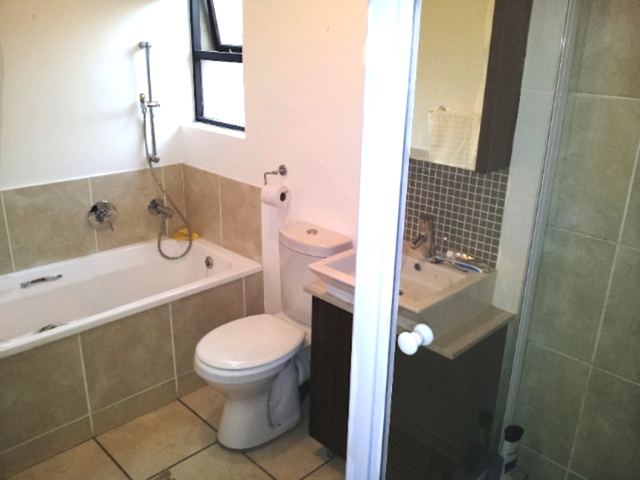 1 Bedroom Property for Sale in Douglasdale Gauteng