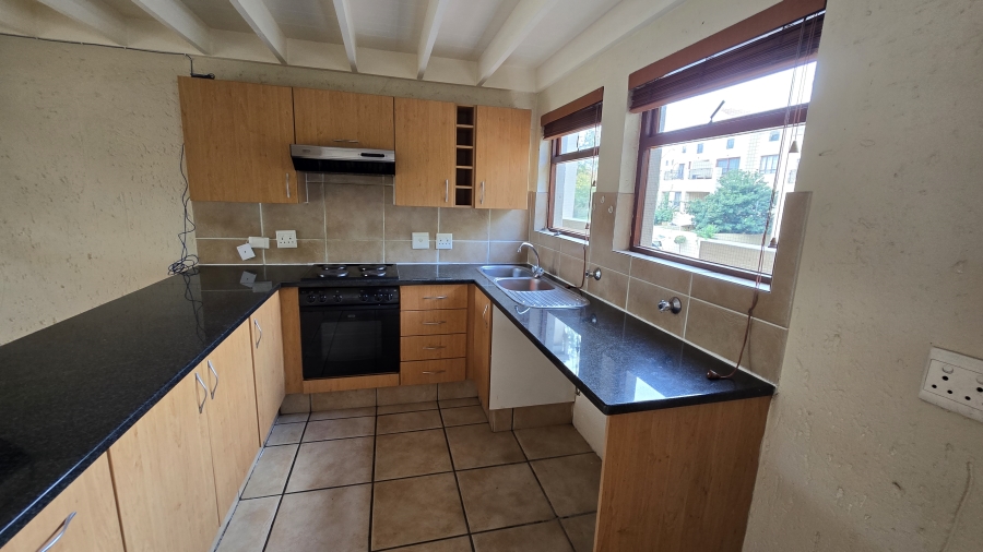 2 Bedroom Property for Sale in Sunninghill Gauteng