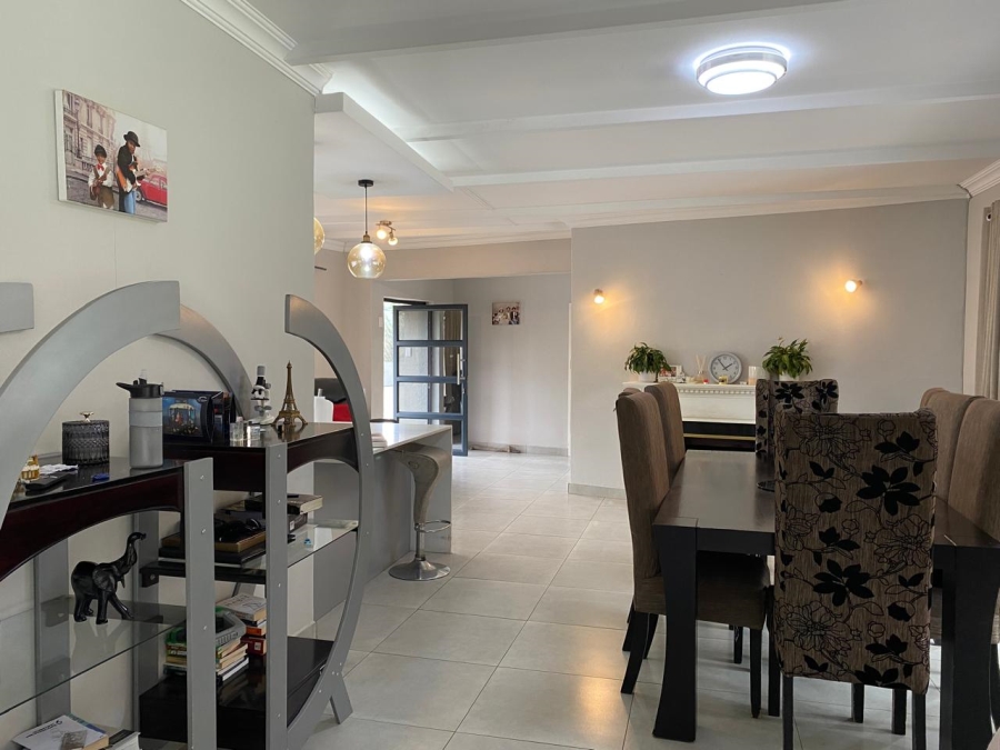 To Let 4 Bedroom Property for Rent in Parkmore Gauteng