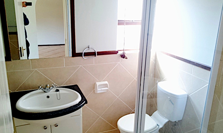 To Let 2 Bedroom Property for Rent in Douglasdale Gauteng