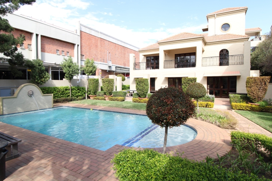 To Let 2 Bedroom Property for Rent in Douglasdale Gauteng