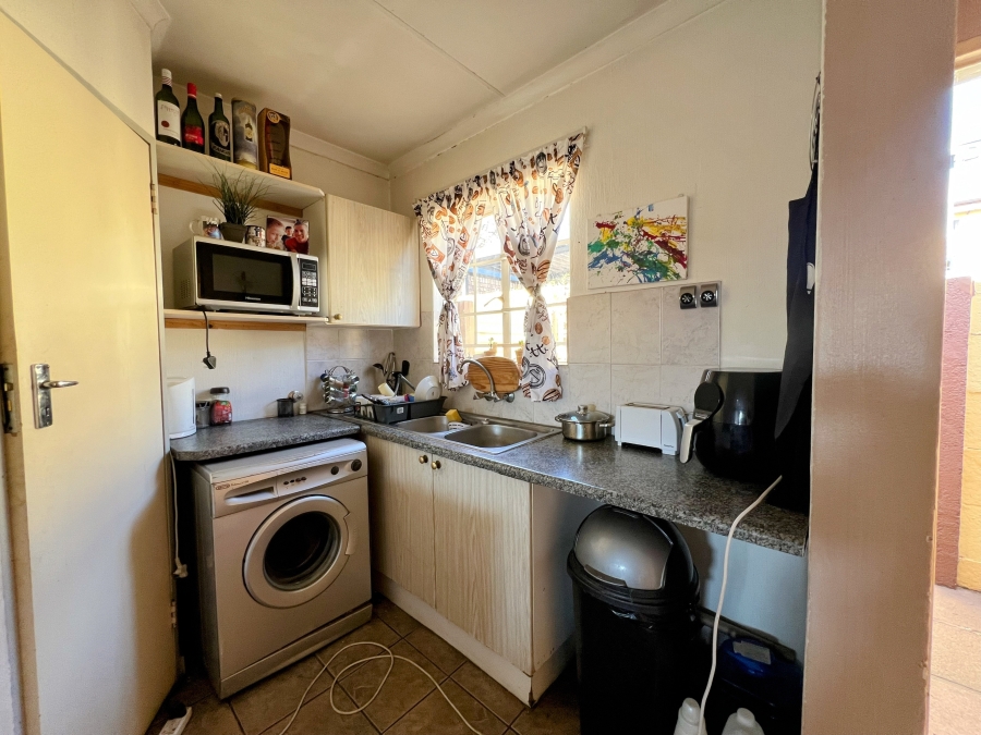 2 Bedroom Property for Sale in Villieria Gauteng