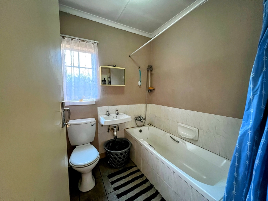 2 Bedroom Property for Sale in Villieria Gauteng