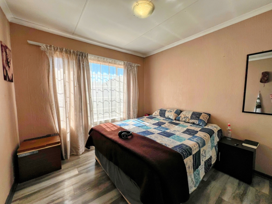 2 Bedroom Property for Sale in Villieria Gauteng