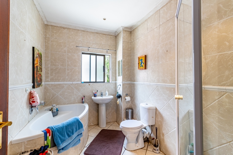 3 Bedroom Property for Sale in Willow Acres Gauteng