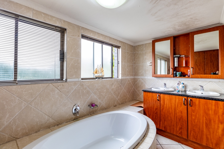3 Bedroom Property for Sale in Willow Acres Gauteng