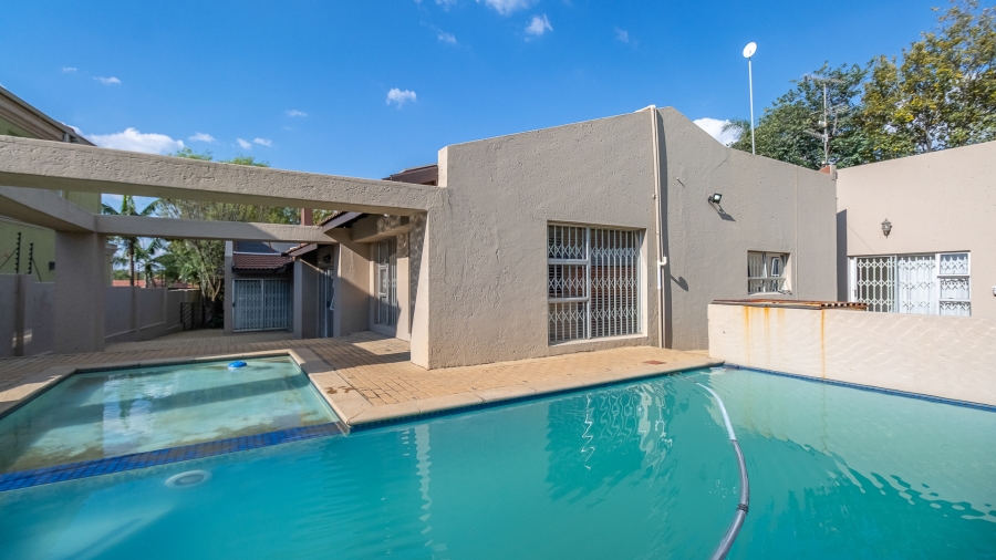 4 Bedroom Property for Sale in Randpark Ridge Gauteng