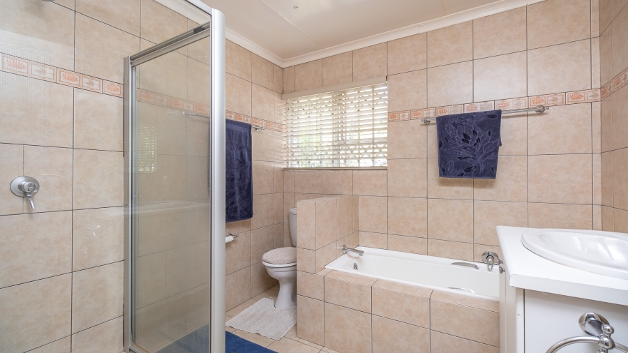 4 Bedroom Property for Sale in Randpark Ridge Gauteng