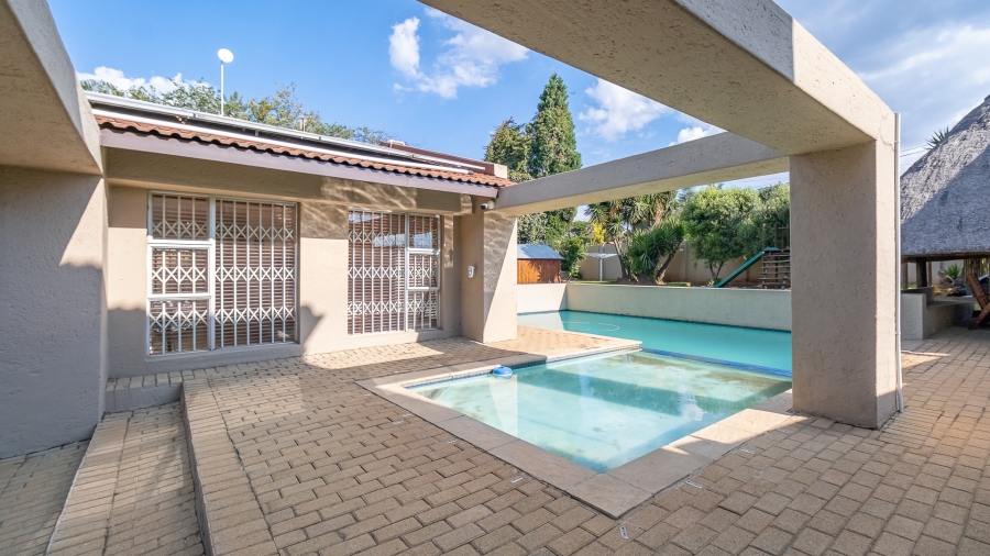 4 Bedroom Property for Sale in Randpark Ridge Gauteng