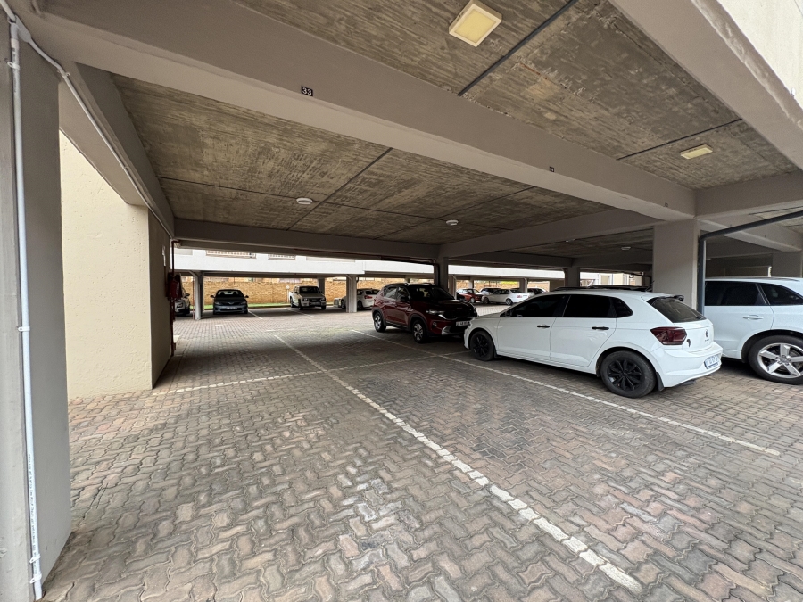 2 Bedroom Property for Sale in Pretoria North Gauteng