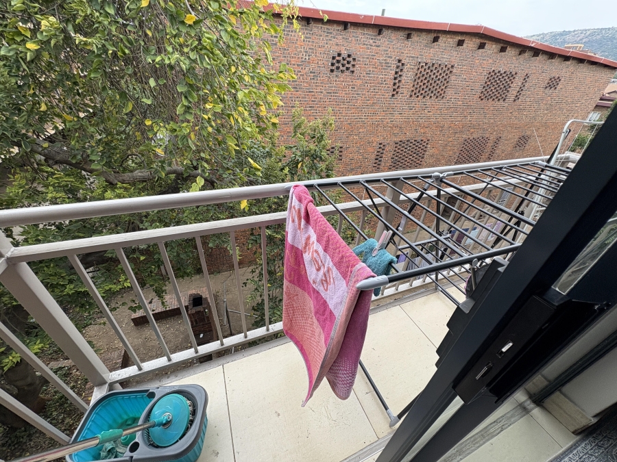 2 Bedroom Property for Sale in Pretoria North Gauteng