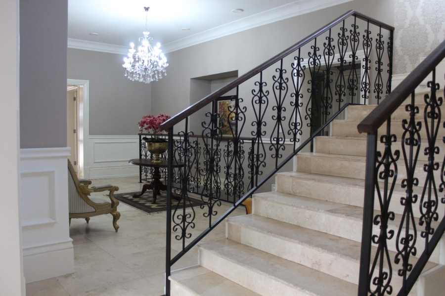 5 Bedroom Property for Sale in Bryanston Gauteng