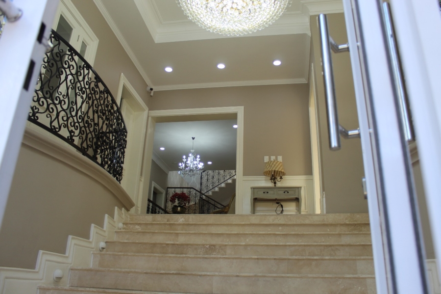5 Bedroom Property for Sale in Bryanston Gauteng