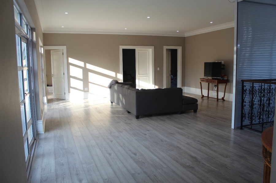 5 Bedroom Property for Sale in Bryanston Gauteng