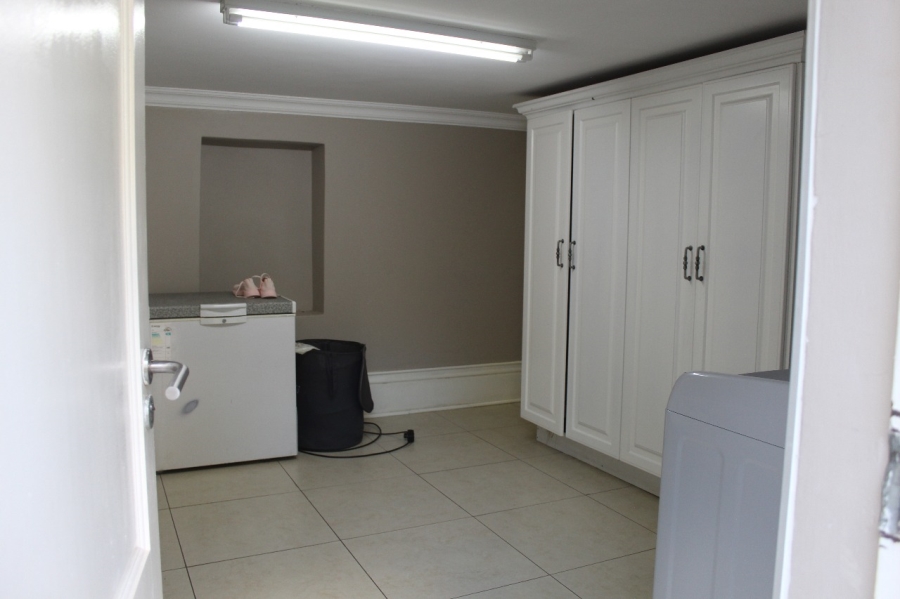 5 Bedroom Property for Sale in Bryanston Gauteng