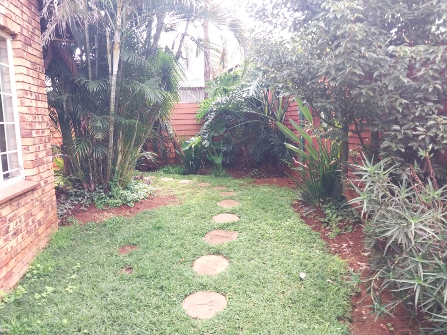 3 Bedroom Property for Sale in Mountain View Gauteng