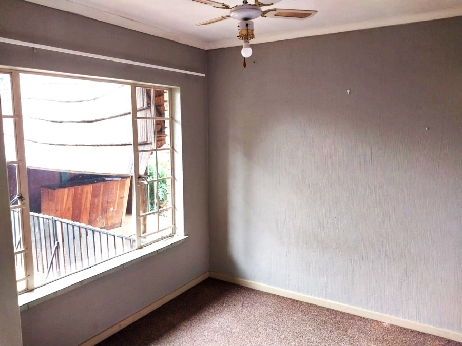 3 Bedroom Property for Sale in Mountain View Gauteng