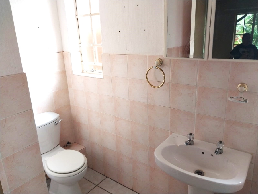 3 Bedroom Property for Sale in Mountain View Gauteng