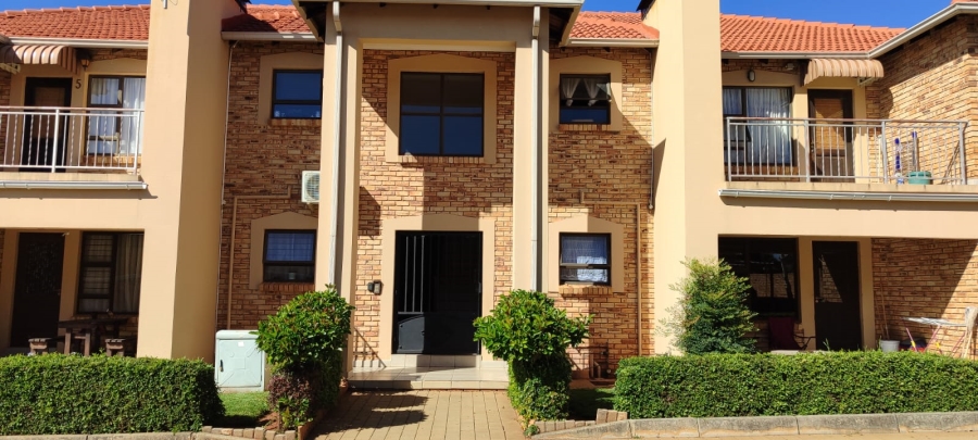 2 Bedroom Property for Sale in Randpoort Gauteng