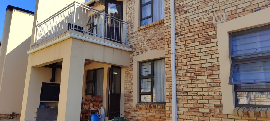 2 Bedroom Property for Sale in Randpoort Gauteng