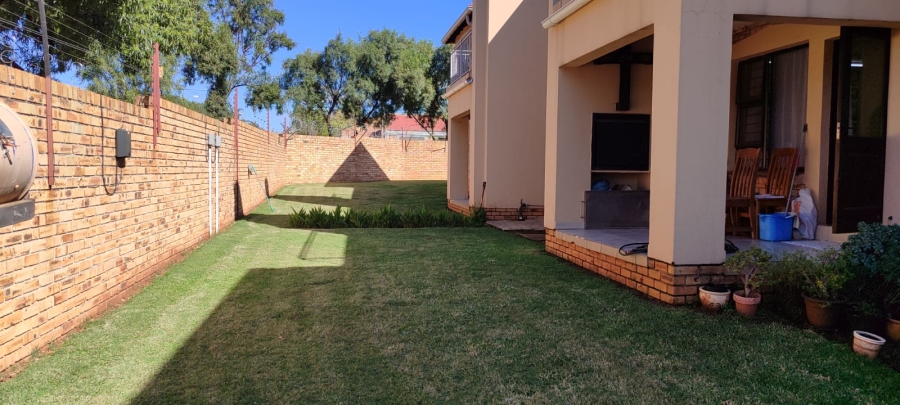 2 Bedroom Property for Sale in Randpoort Gauteng