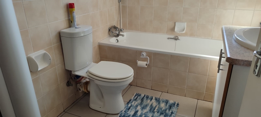 2 Bedroom Property for Sale in Randpoort Gauteng