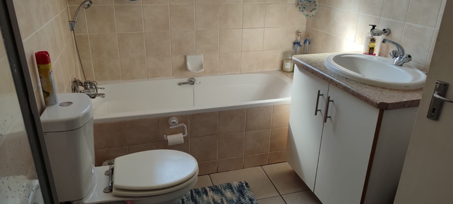 2 Bedroom Property for Sale in Randpoort Gauteng