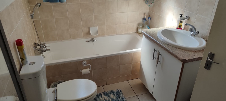2 Bedroom Property for Sale in Randpoort Gauteng