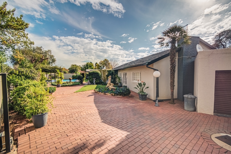 3 Bedroom Property for Sale in Harmelia Gauteng