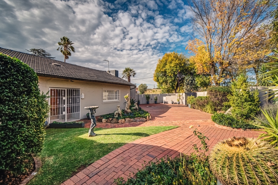 3 Bedroom Property for Sale in Harmelia Gauteng