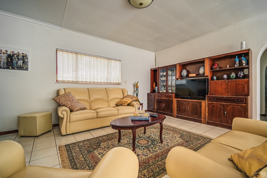 3 Bedroom Property for Sale in Harmelia Gauteng