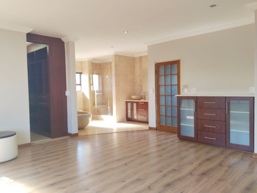 To Let 4 Bedroom Property for Rent in Sterkfontein A H Gauteng